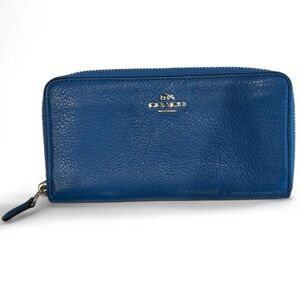 Coach Leather Accordion Zip Around Long Wallet in a Cobalt Blue Color